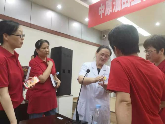 糖尿病,妇科方面疾病防治以及营养保健等四个方面进行咨询服务